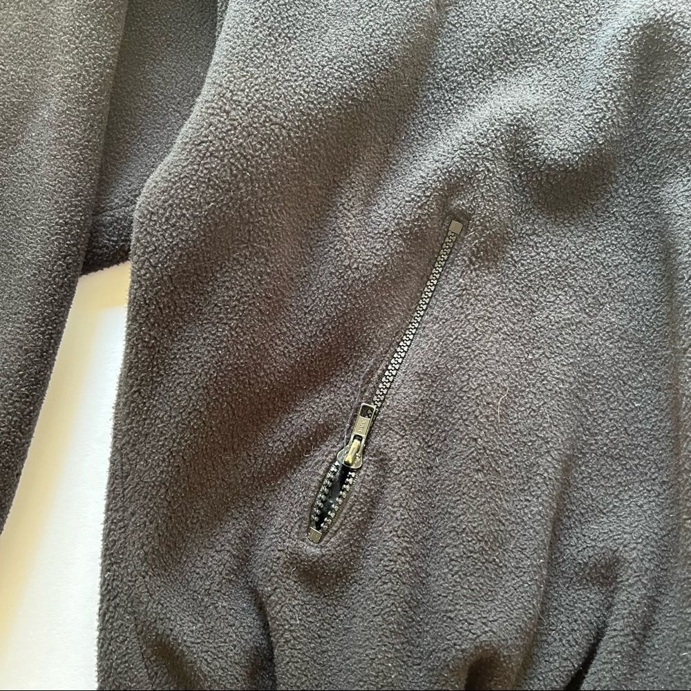 SOLD | Vintage Guinness Black Fleece Zip-Up Jacket - Picture 7 of 9
